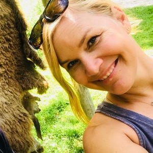 Meet your Posher, Cindy